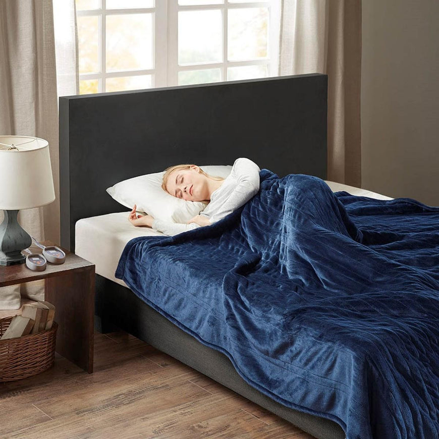 Woolrich Heated Plush to Berber Blanket - Twin